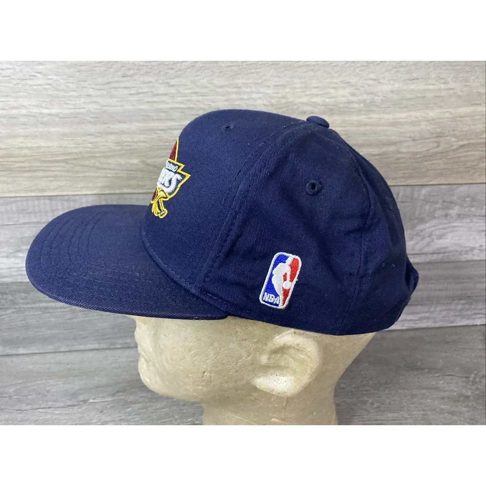 NBA Cleveland Cavaliers Youth Snapback Hat Navy Blue Embroidered Logo‎ OSFM Cap